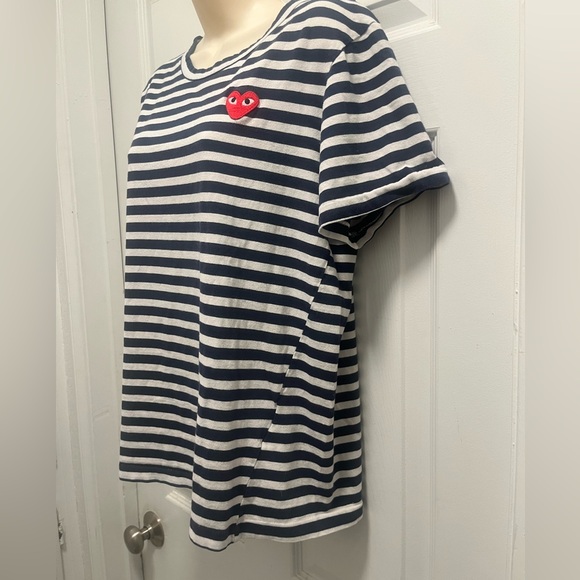 PLAY Comme des Garçons Navy White Striped T-shirt  red heart patch logo-L-EUC - Picture 7 of 10